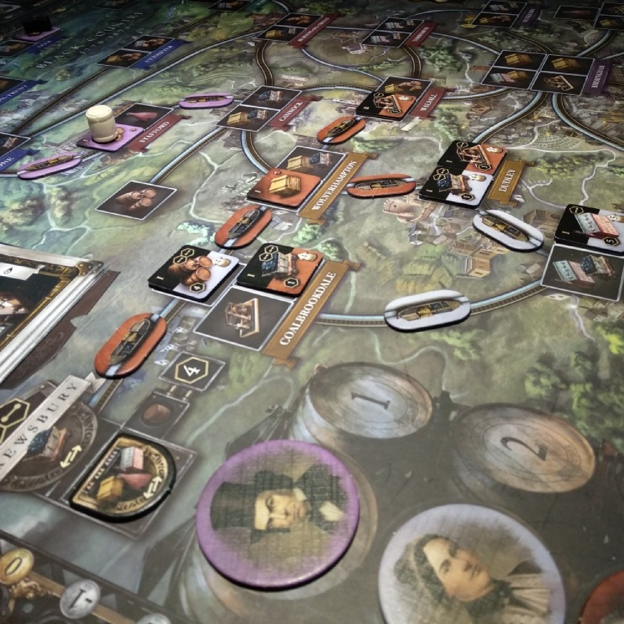 Brass Birmingham + 112 miniaturas exclusivas jogo