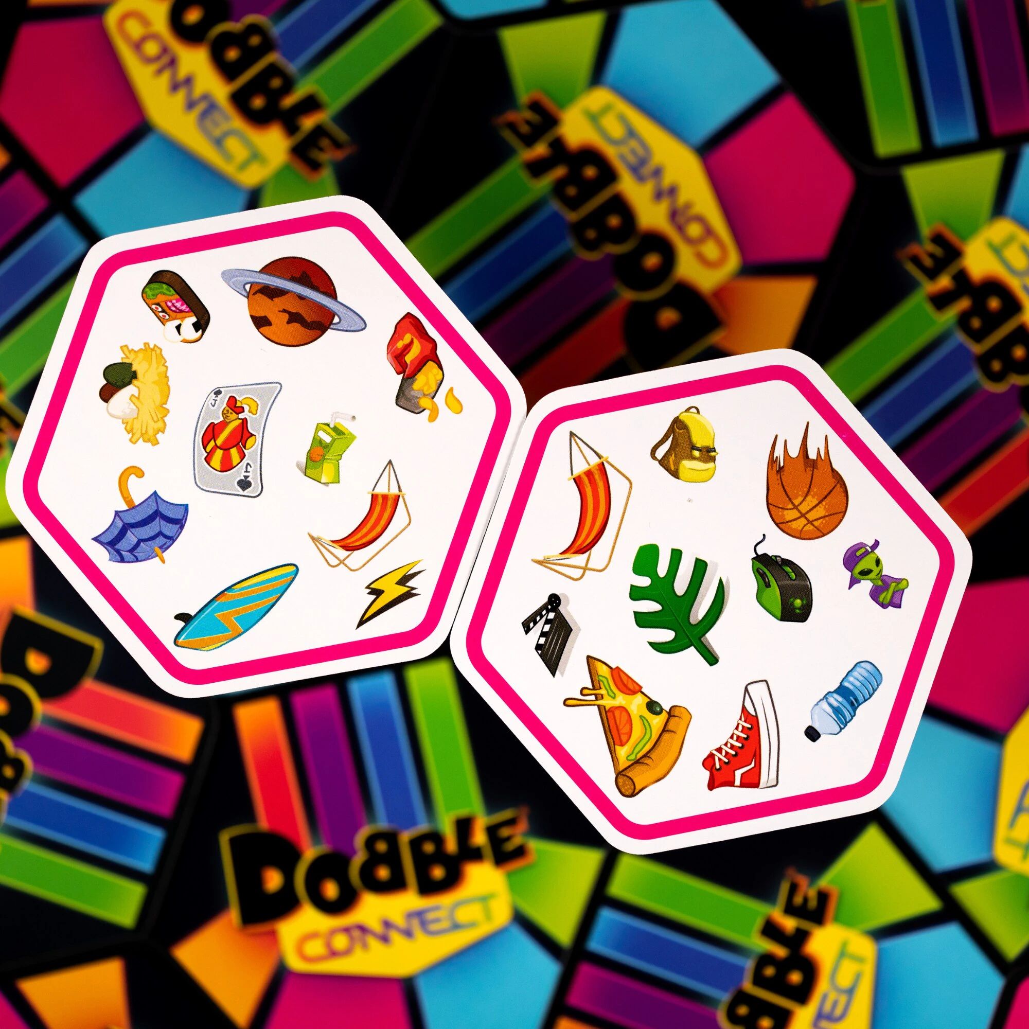 Galápagos, Dobble: Marvel Emoji, Jodo de Cartas Competitivo, 2-8 jogadores,  15min