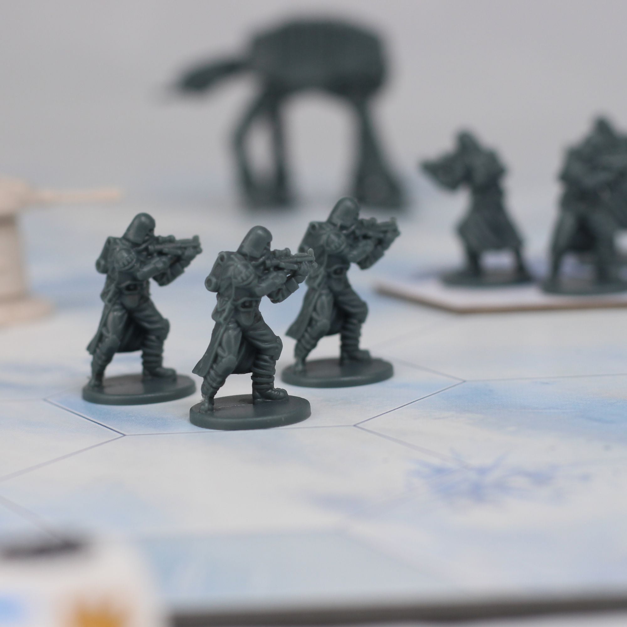 Jogo Star Wars - Battle of Hoth + 3 miniaturas grátis - Bravo Jogos