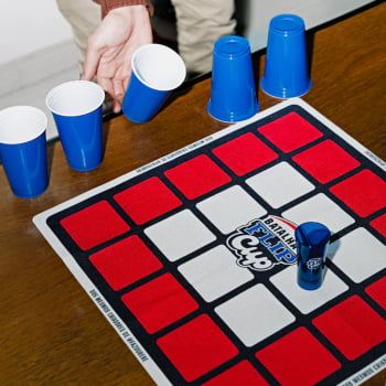 Jogo Batalha Flip Cup