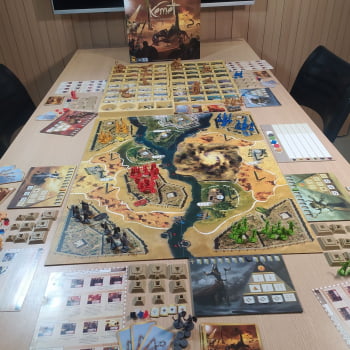 Kemet Blood and Sand com expansões
